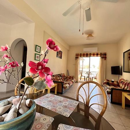 Ferienwohnung Sirena Kings Paphos Exterior foto