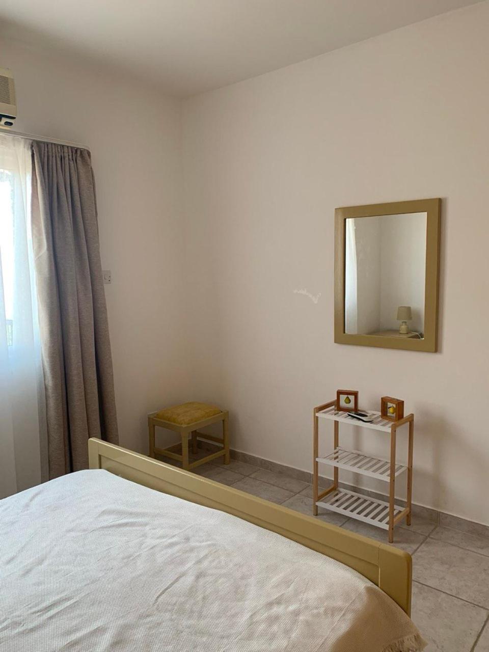 Ferienwohnung Sirena Kings Paphos Exterior foto