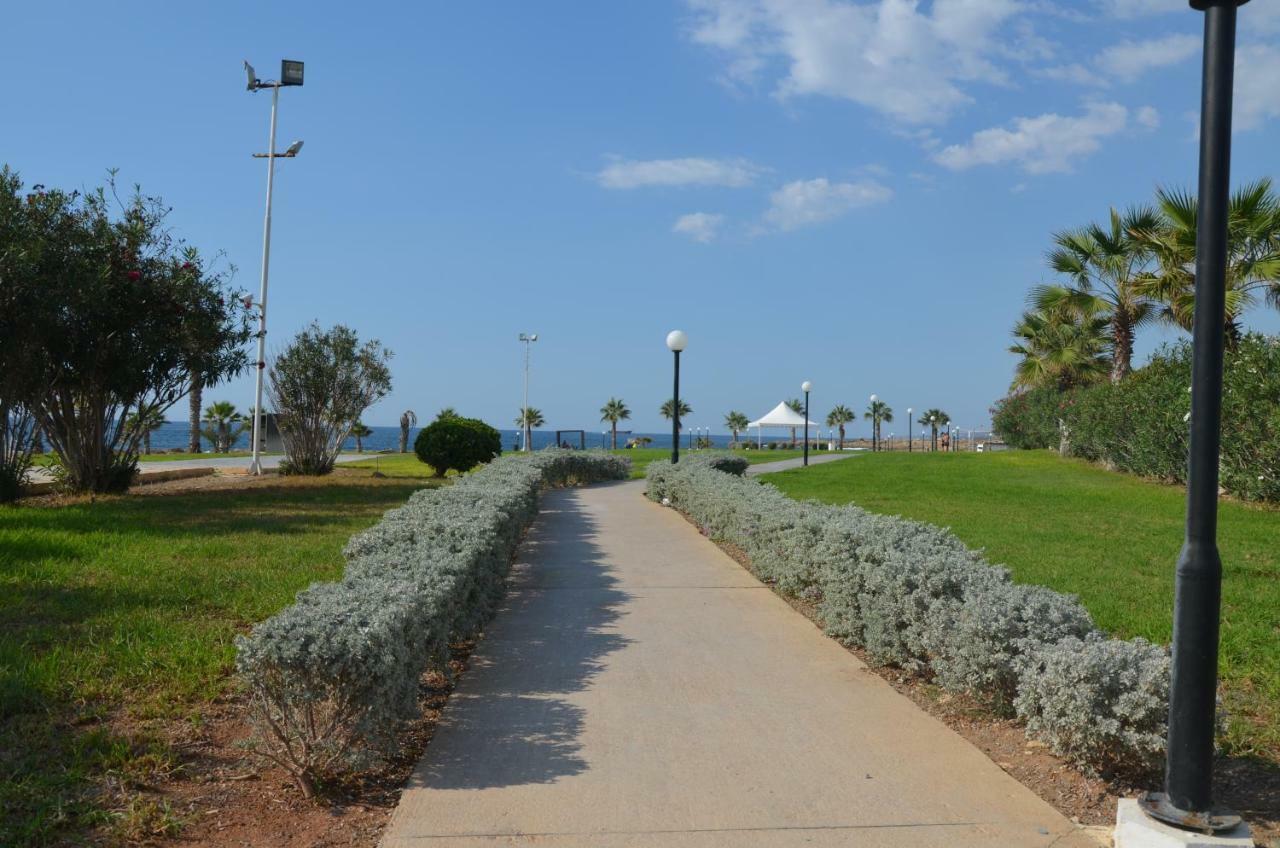 Ferienwohnung Sirena Kings Paphos Exterior foto